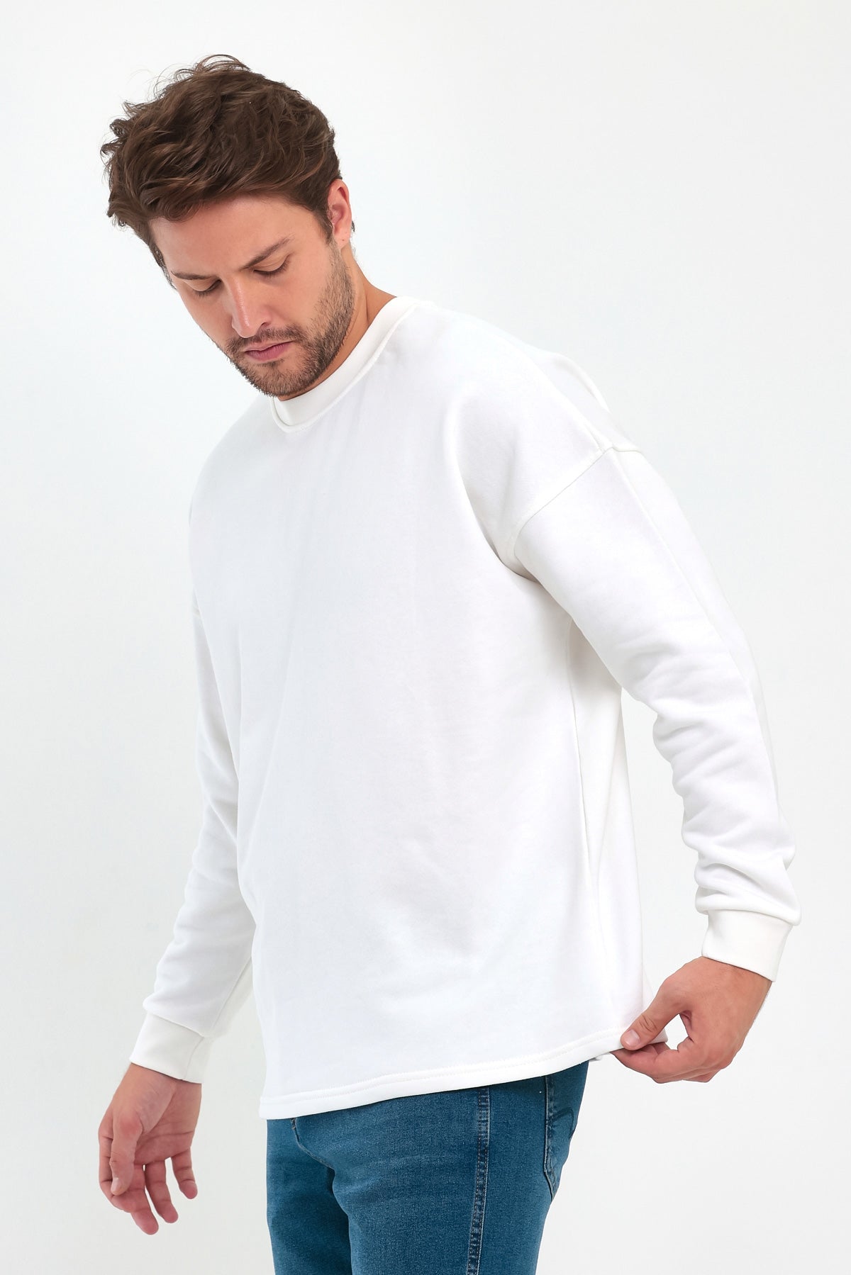 Rodi 3 Thread Unraised Crew Neck Sweatshirt RD24KE055407