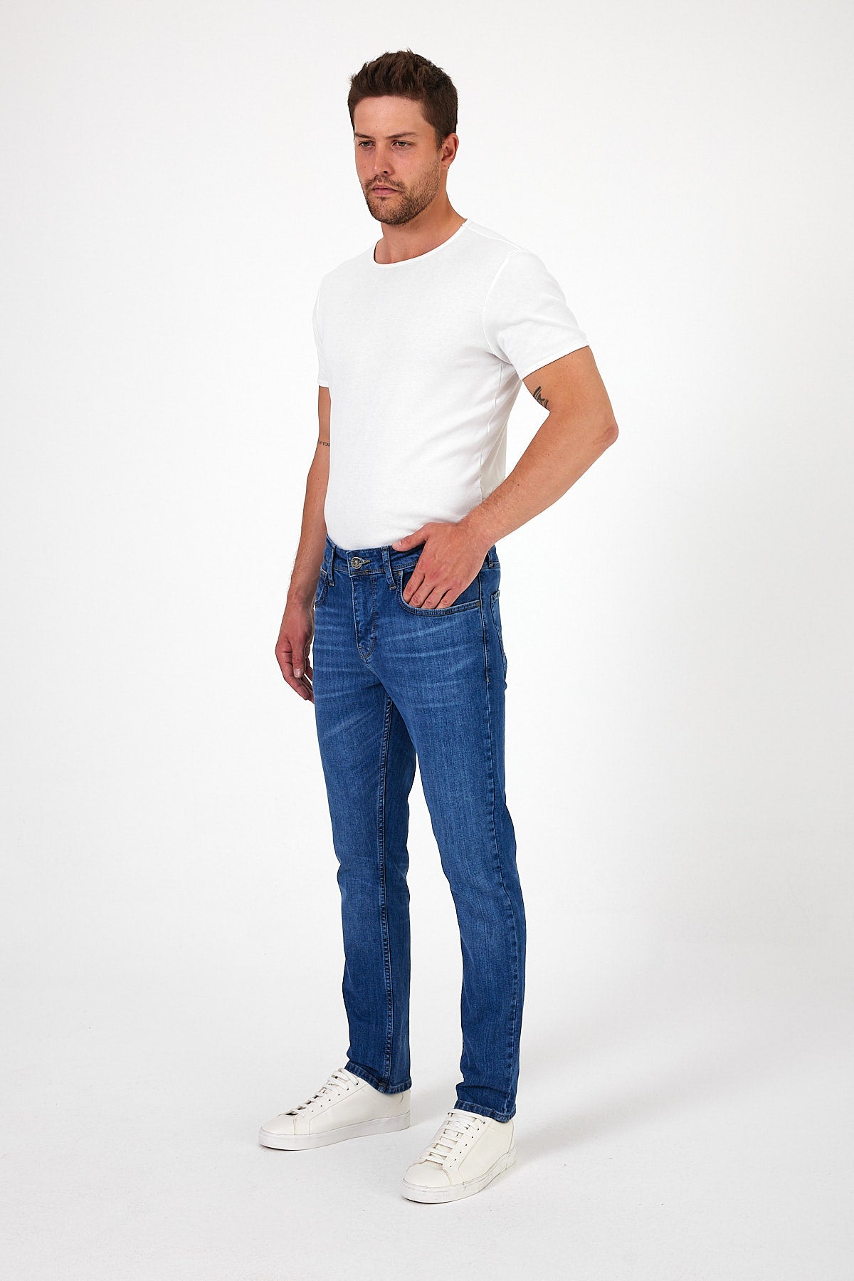 Arjen 654 Slim Fit Denim Pants 1544