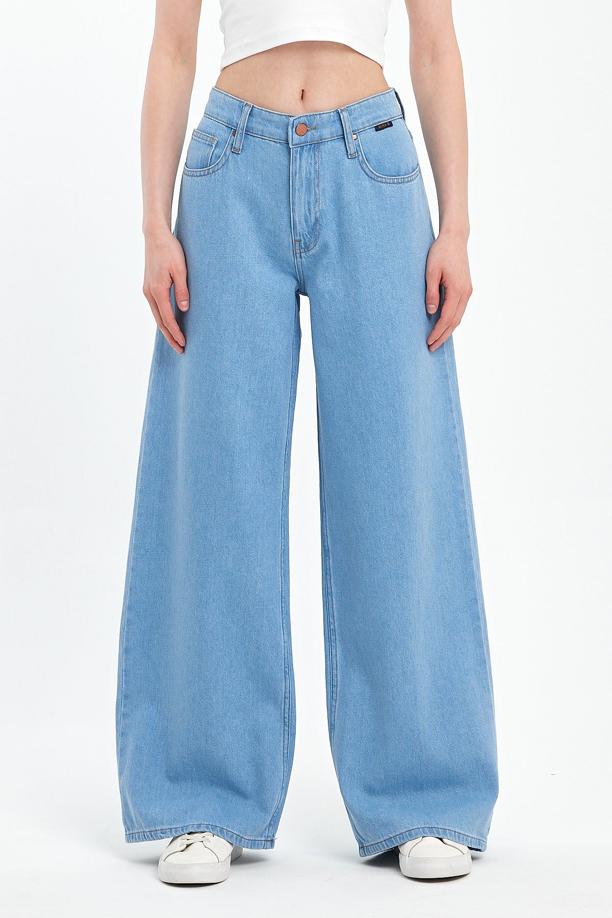 Carmen 010 Baggy Fit Denim Trousers 0914