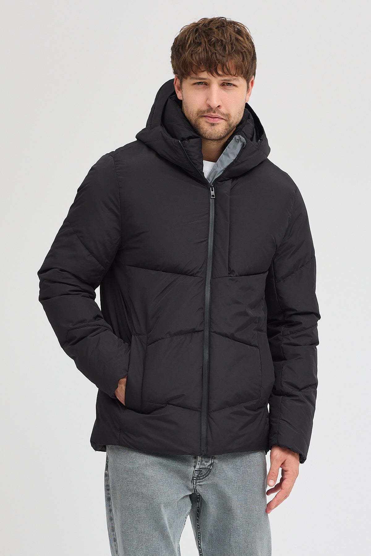 Erkek Kapuşonlu Mont 950