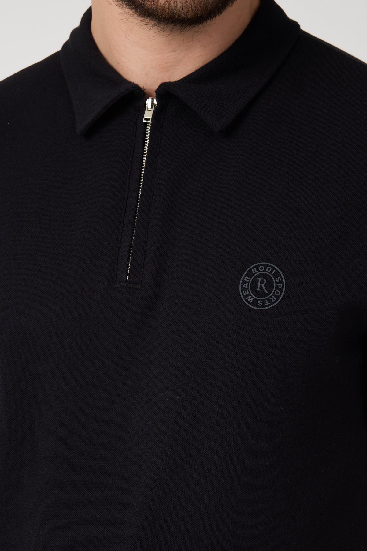 Erkek Önü Fermuarlı Polo Yaka Tshirt 1981