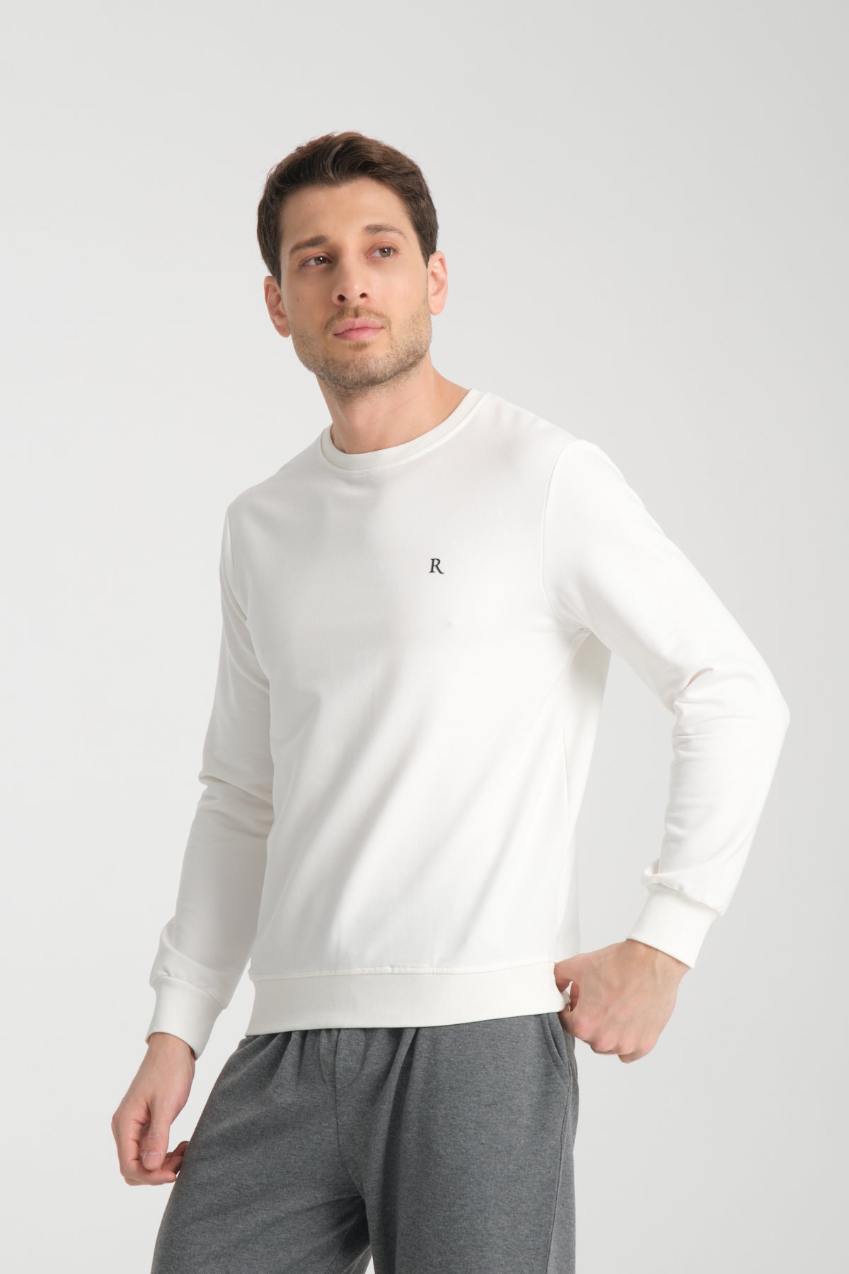 Erkek Uzun Kol Bisiklet Yaka Sweatshirt 3206