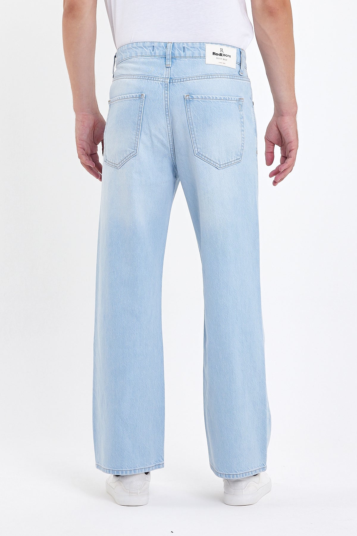 Henry 010 Wide Leg Denim Pants 1554