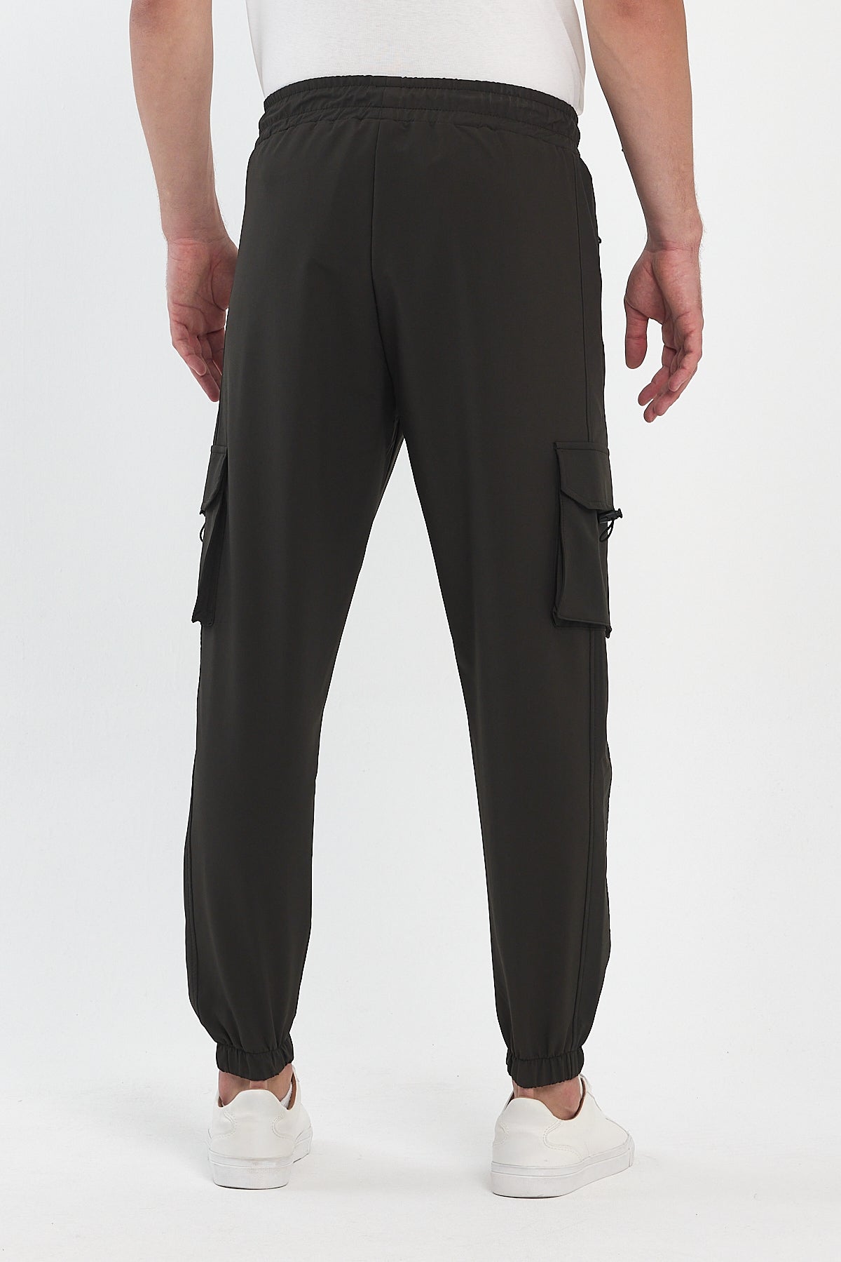 Jogger Pants with Zipper Pocket 002402