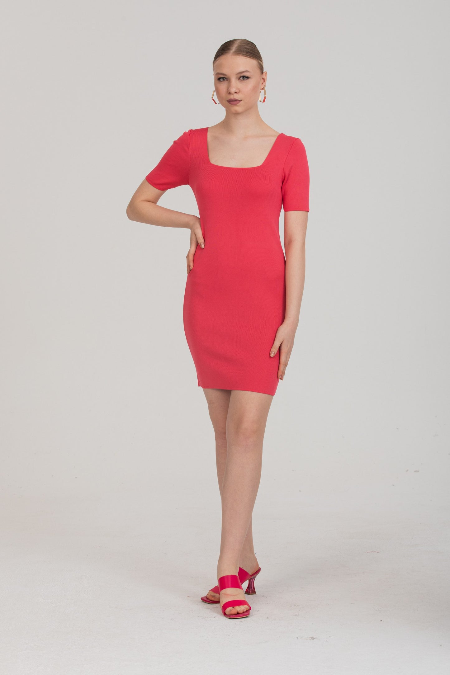 Women's U Neck Short Sleeve Knit Tunic 2460