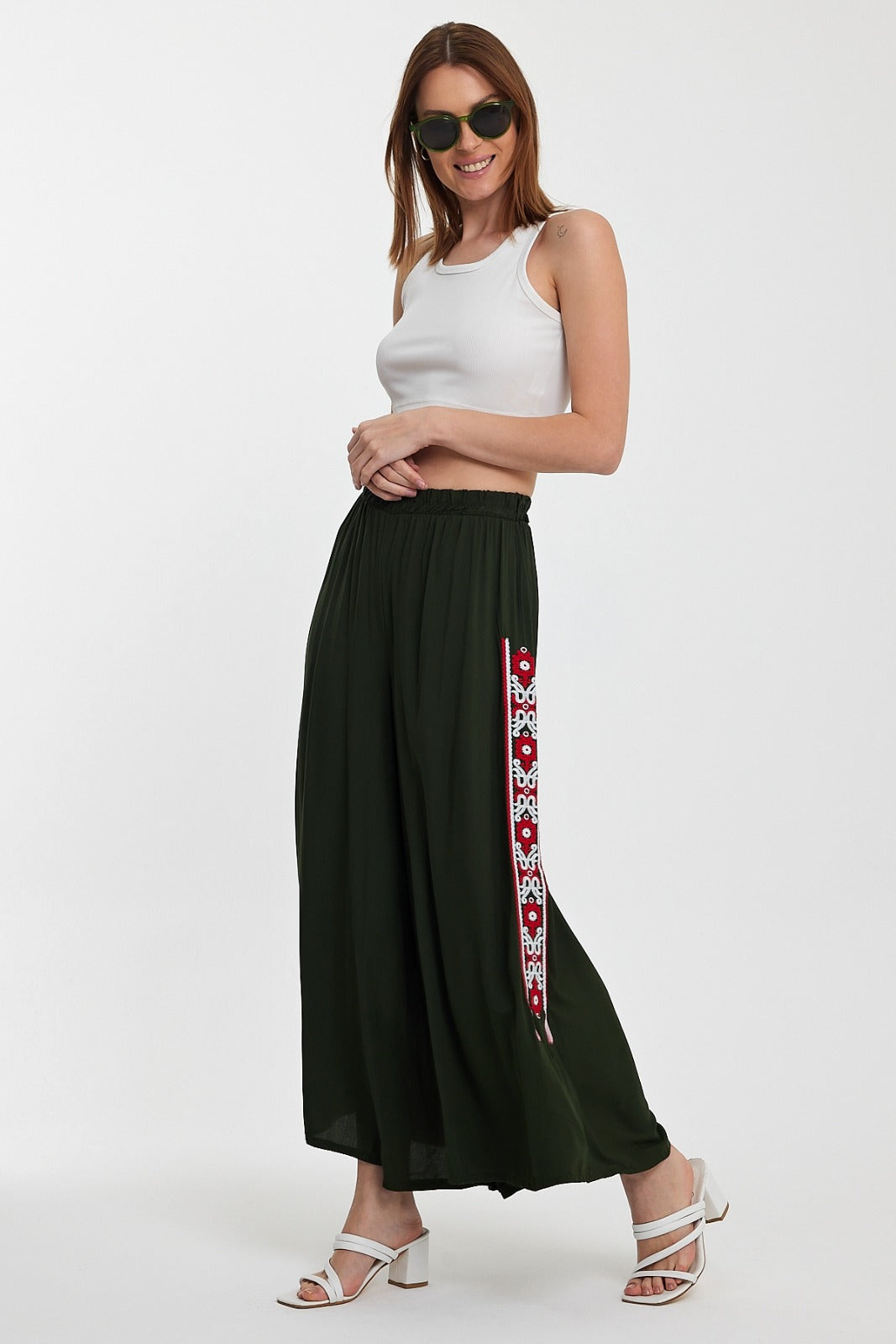 Embroidered Women's Pants 907