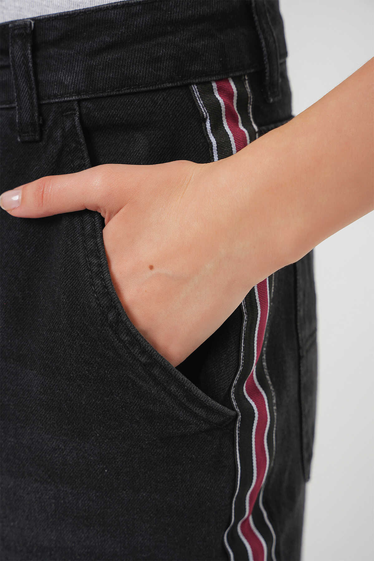 Kadın Yanı Şeritli Pantolon 6700