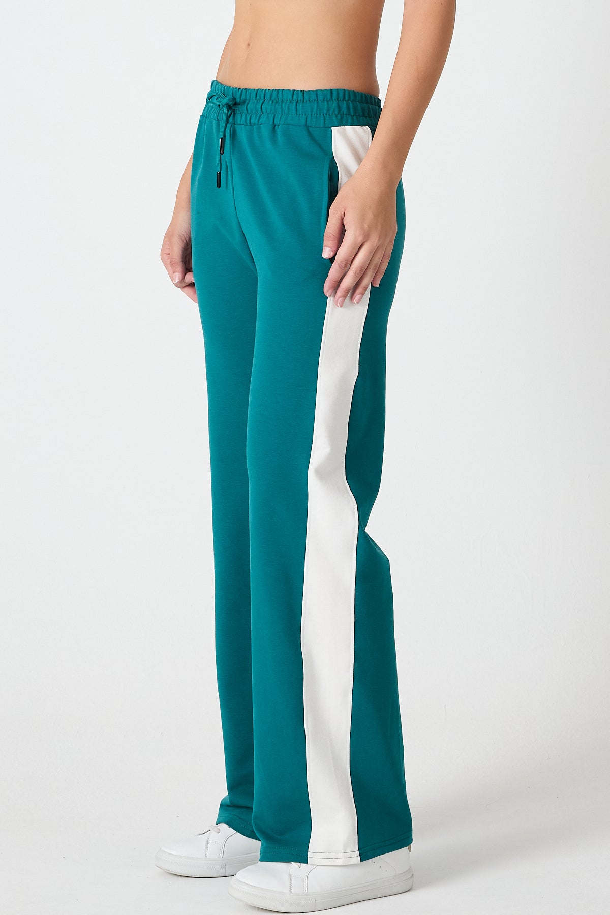 Kadın Yanı Şeritli Plazzo Pantolon 3000