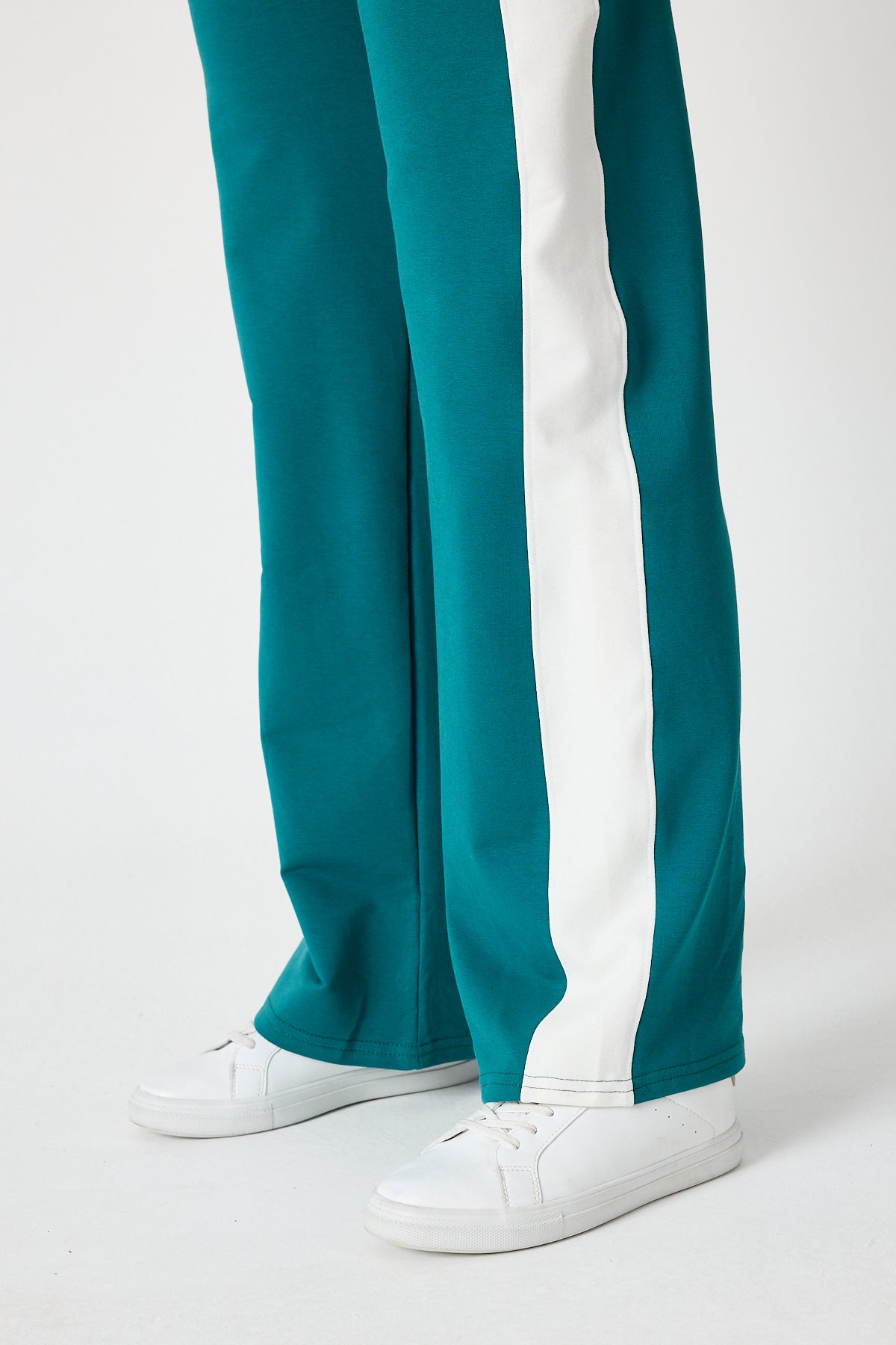 Kadın Yanı Şeritli Plazzo Pantolon 3000