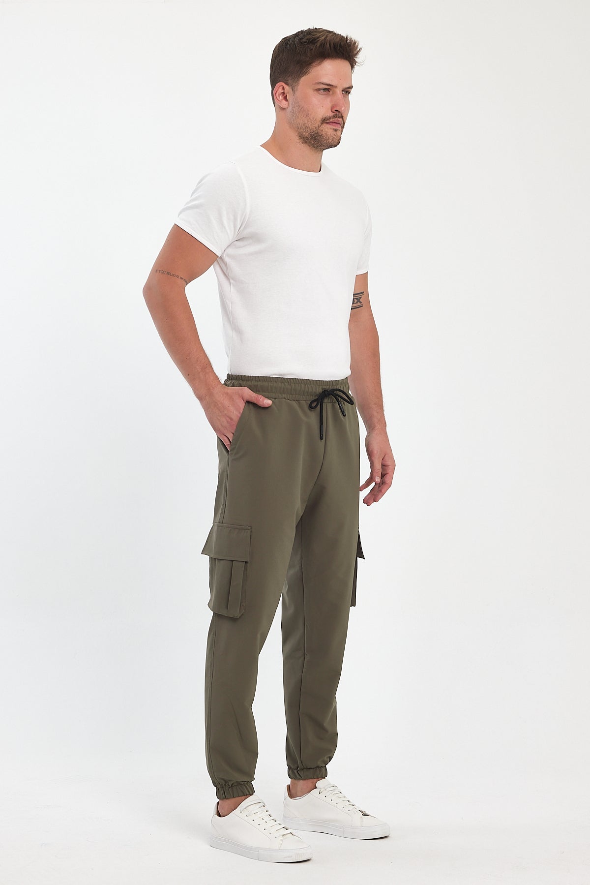 Cargo Pocket Zippered Jogger Trousers 002401