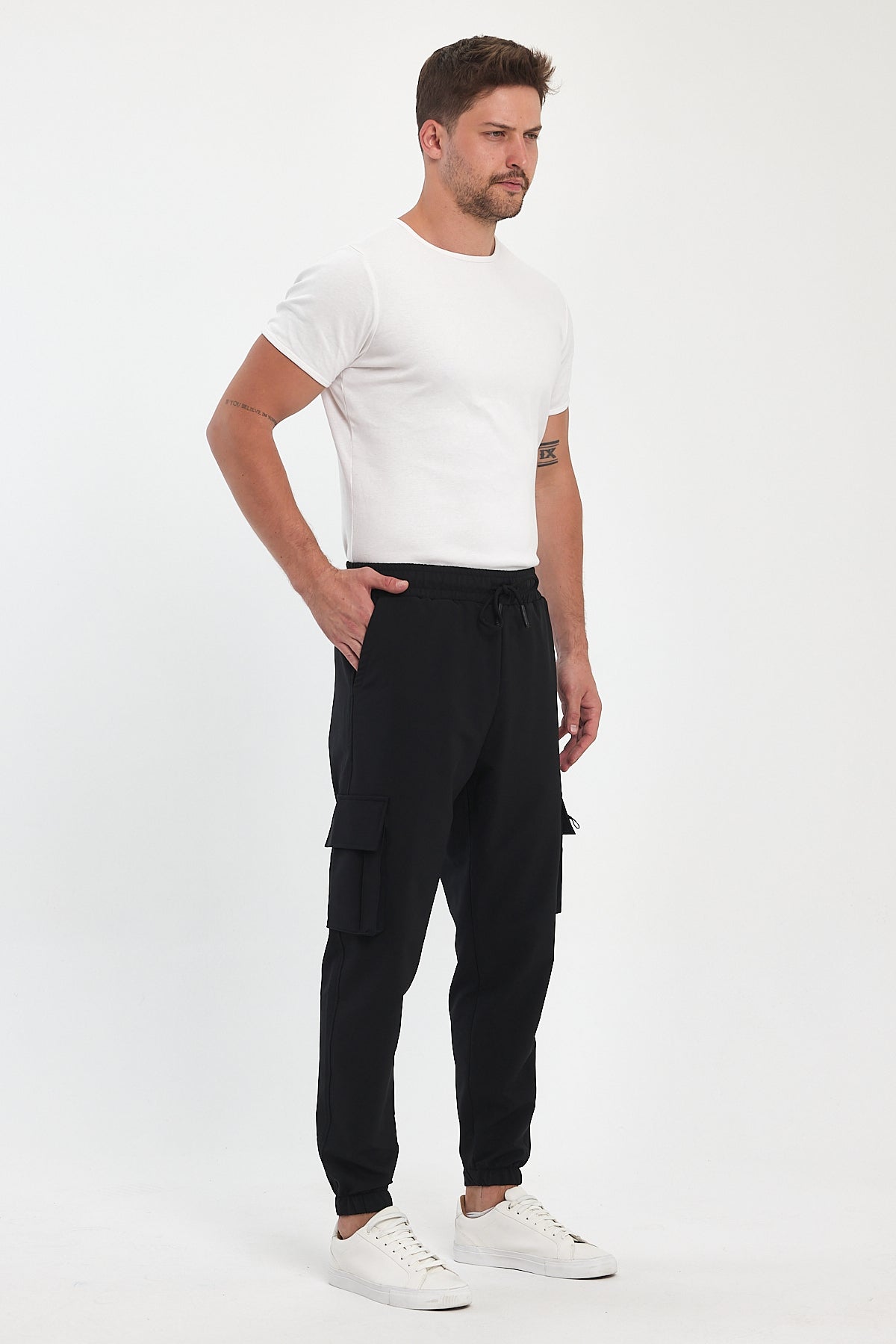 Cargo Pocket Zippered Jogger Trousers 002401