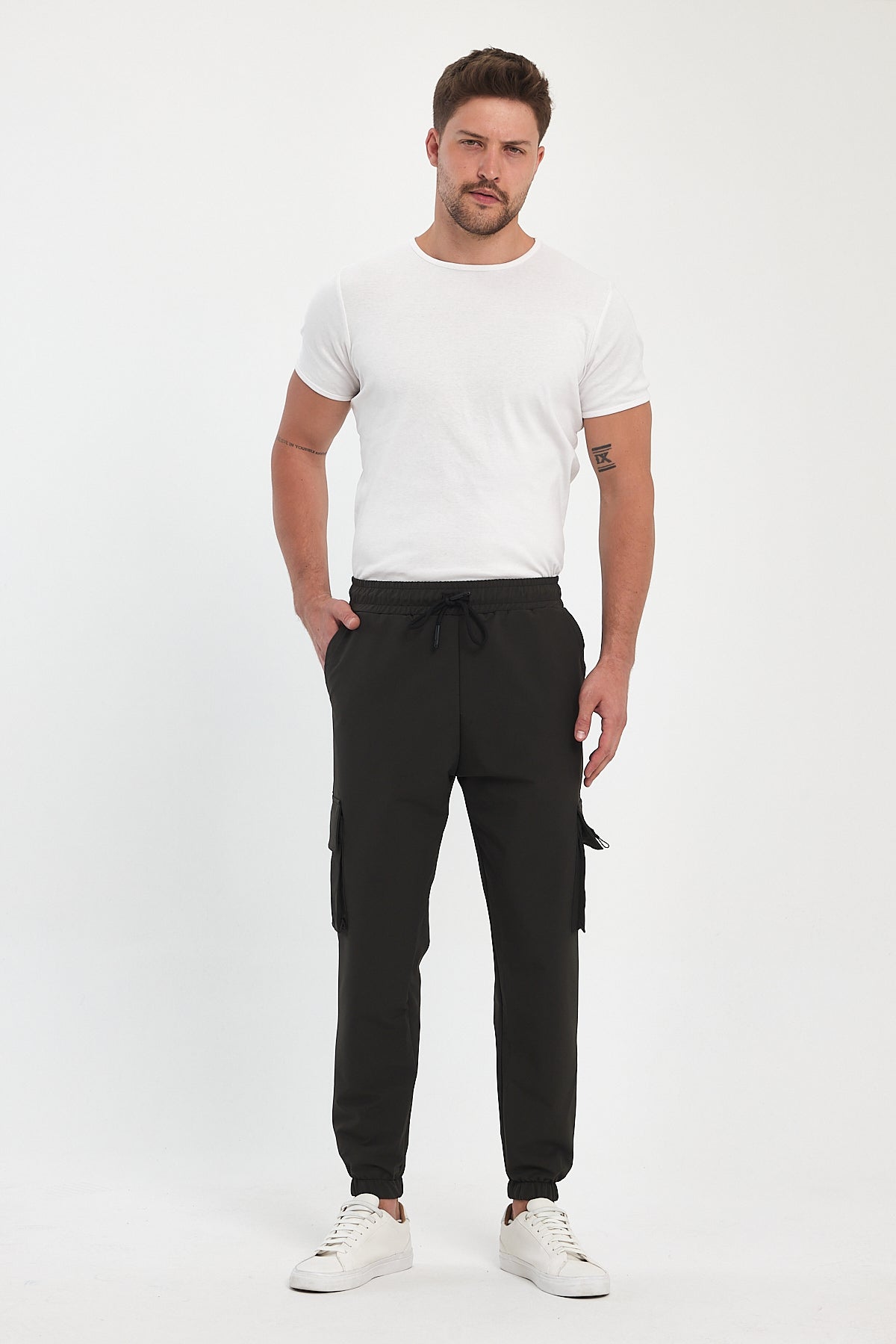 Cargo Pocket Zippered Jogger Trousers 002401