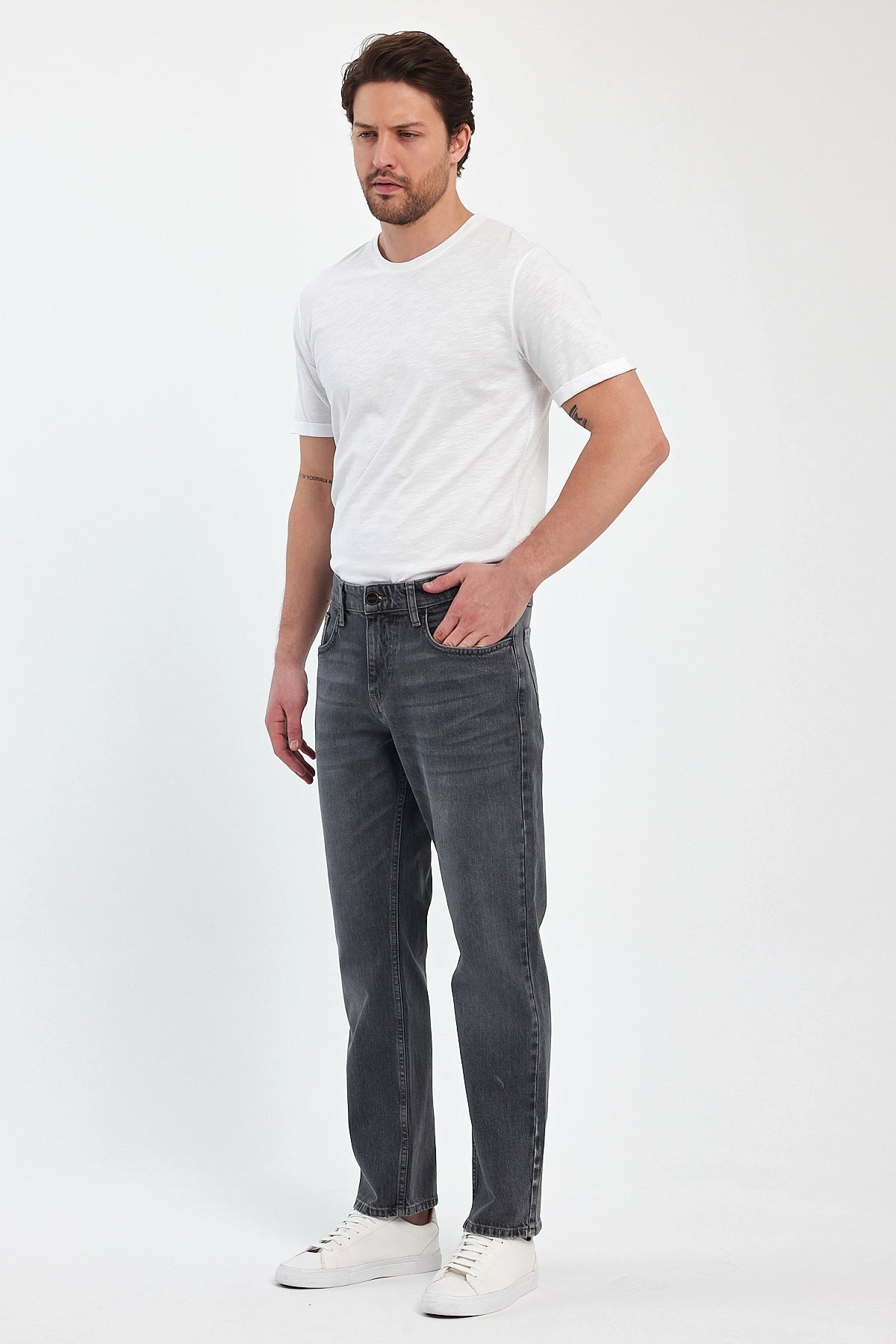 Montana 131 Regular Fit Denim Trousers 1542