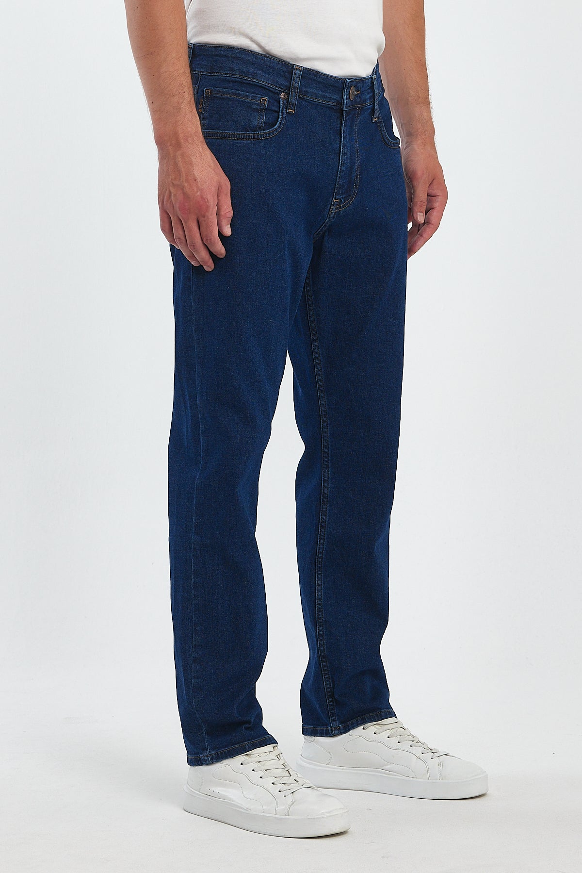 Montana 134 Regular Fit Denim Trousers 1555