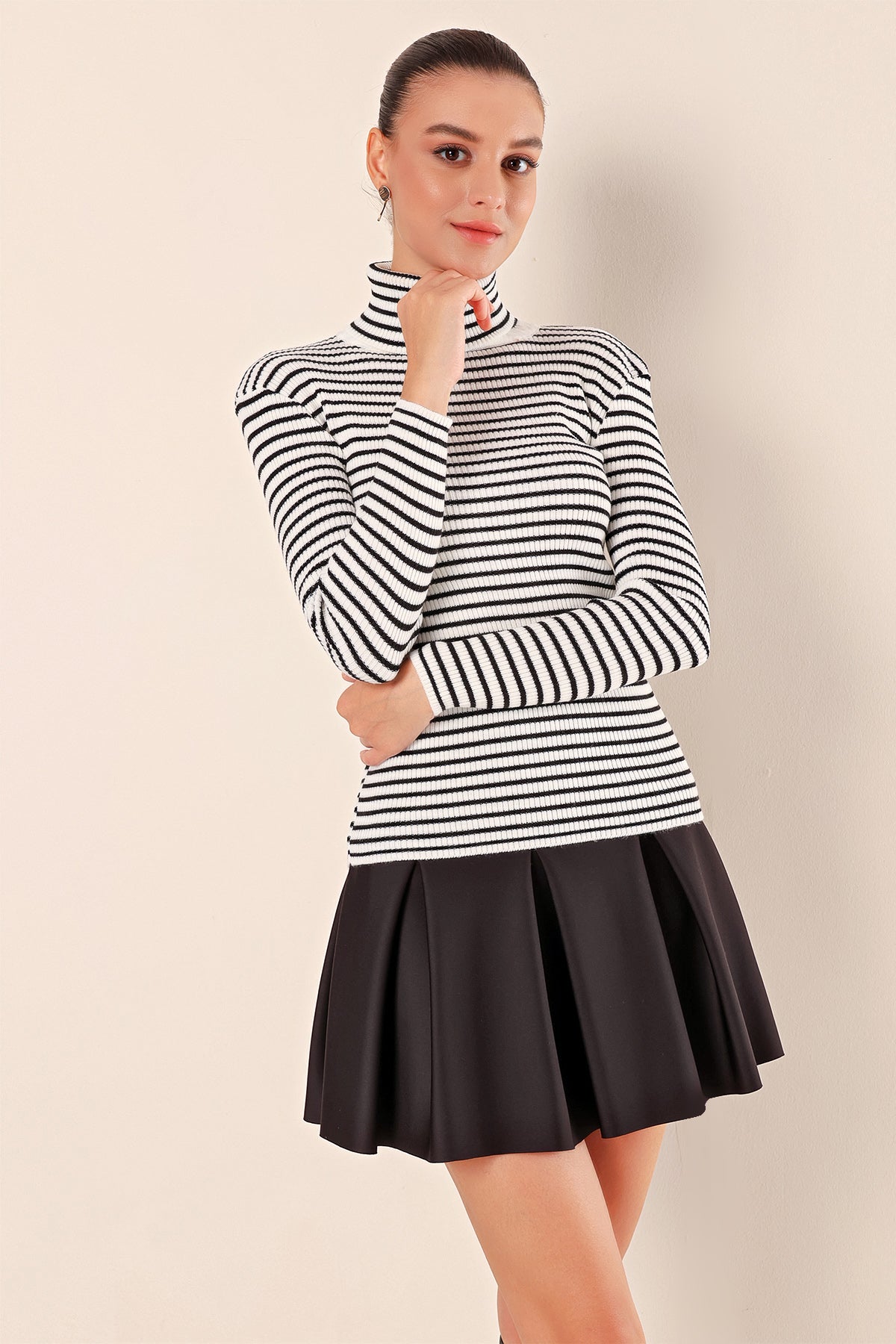 Striped Knit Sweater RD24KB035004
