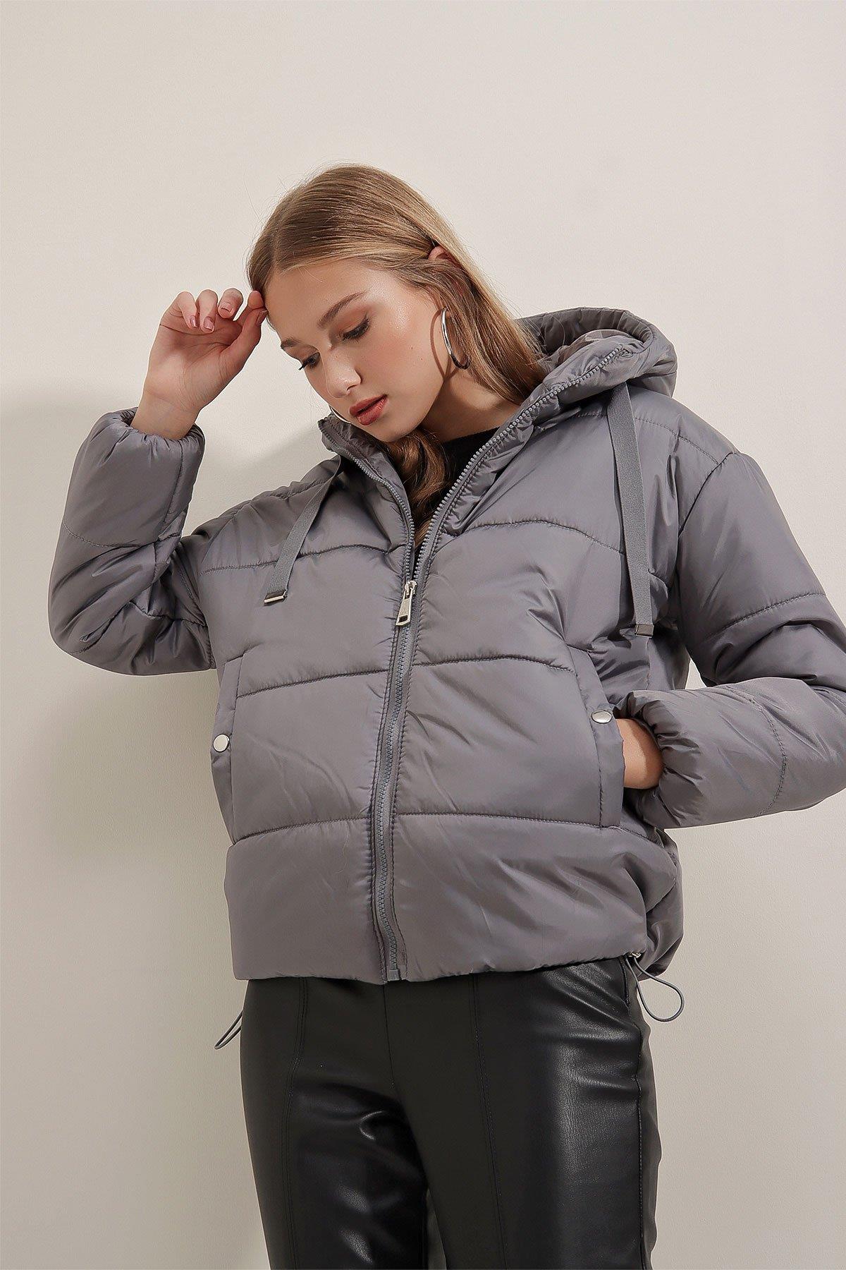 Rodi Women's Puffer Jacket Short Hooded DS22KB025117