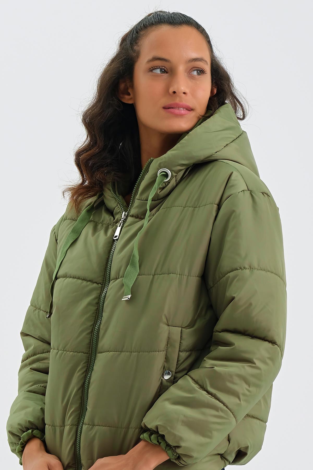 Rodi Women's Puffer Jacket Short Hooded DS22KB025117