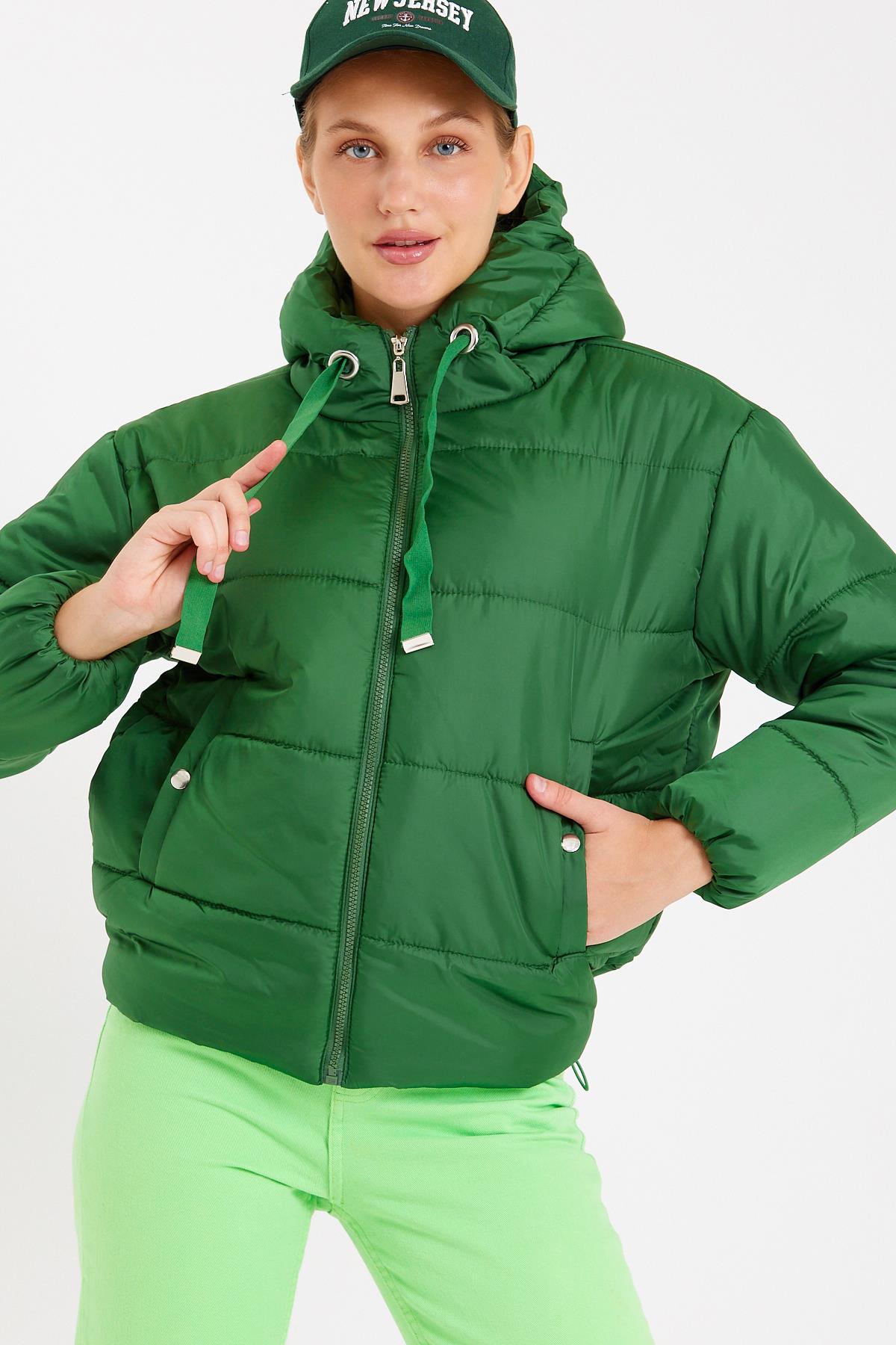 Rodi Women's Puffer Jacket Short Hooded DS22KB025117