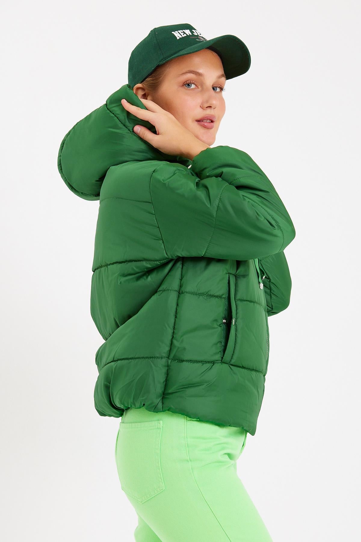 Rodi Women's Puffer Jacket Short Hooded DS22KB025117