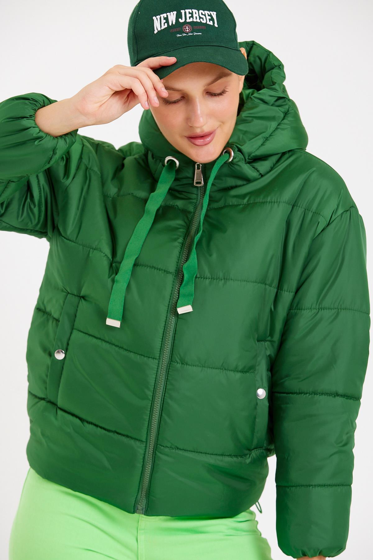 Rodi Women's Puffer Jacket Short Hooded DS22KB025117