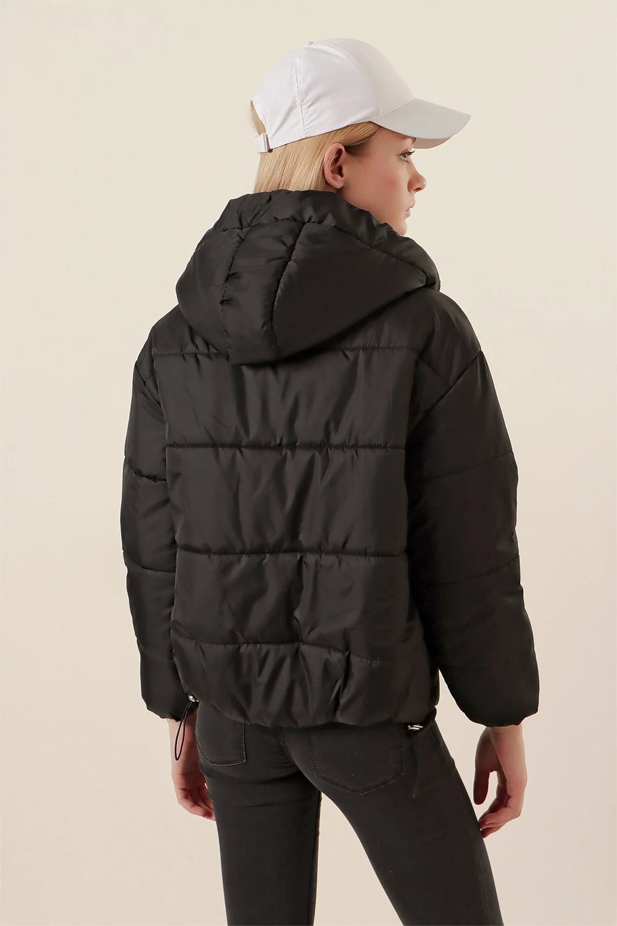 Rodi Women's Puffer Jacket Short Hooded DS22KB025117