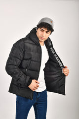 Rodi Hooded Pocket Zipper Detailed Short Puffer Coat RD23KE234910