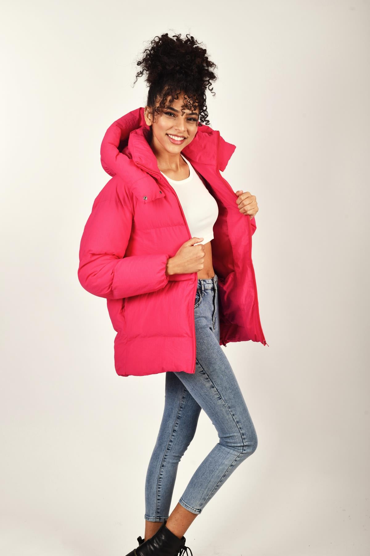 Rodi Oversize Kapüşonlu Düz Uzun Kollu Kadın Şişme Mont RD23KB020584